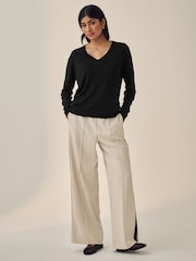 Schwarz - Pullover mit V-Ausschnitt 2er-Pack - Bild 2 von 7
