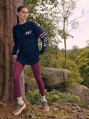 Navy Blue Long Sleeve Heavyweight 100% Cotton T-Shirt with Apres Ski Graphic - Image 3 of 5