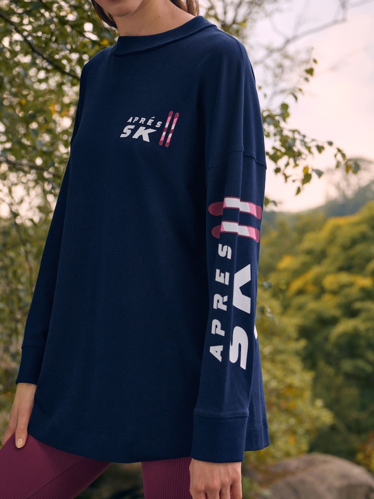 Navy Blue Long Sleeve Heavyweight 100% Cotton T-Shirt with Apres Ski Graphic - Image 5 of 5