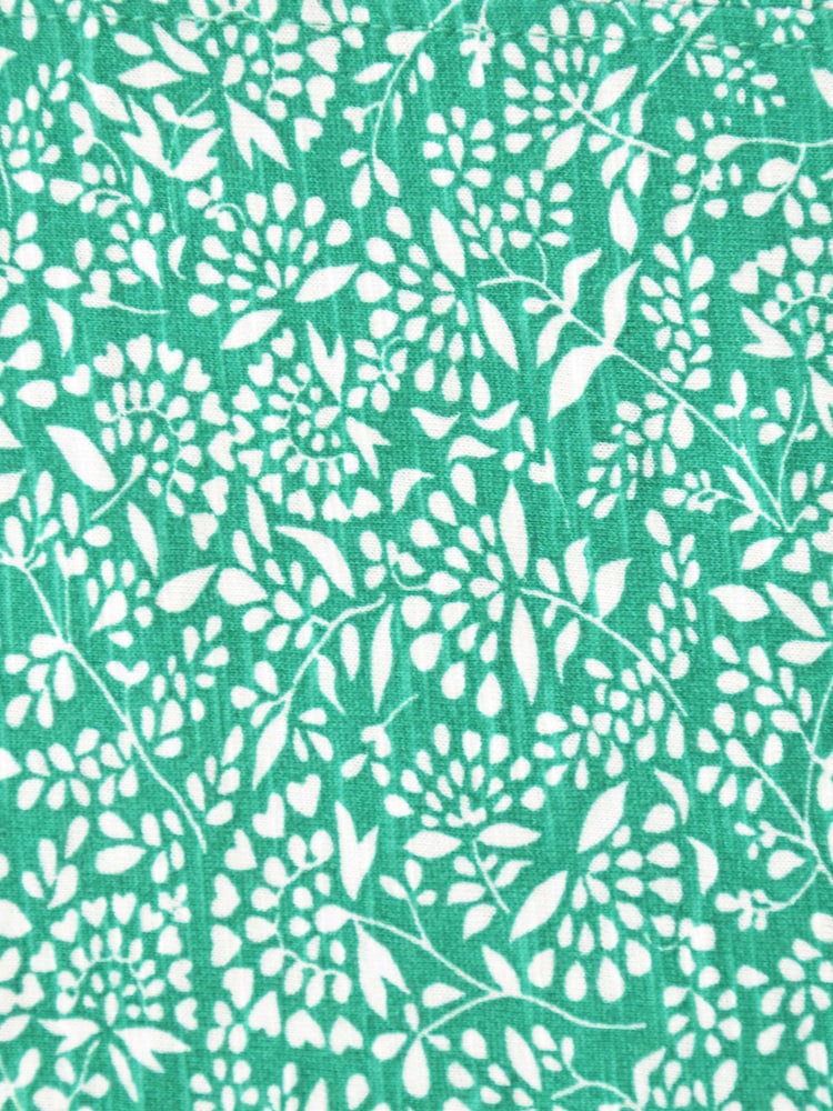 Live Unlimited Green Curve Ditsy Leaf Print Cotton Slub Tiered Midi Dress - Image 11 of 11