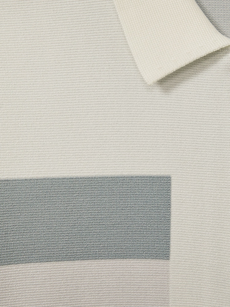 Reiss Ice Blue Verde Knitted Colourblock Half-Zip Polo Shirt - Image 5 of 5