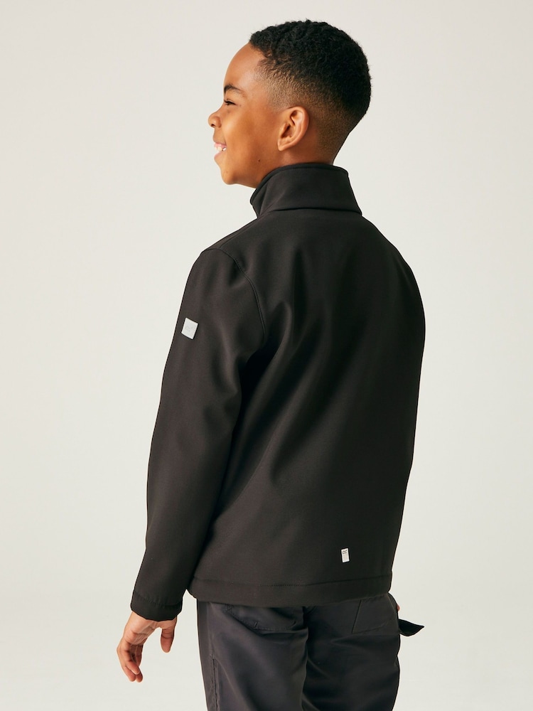 Regatta Black Junior Cera Softshell Jacket - Image 2 of 7 Regatta Black Junior Cera Softshell Jacket - Image 2 of 7