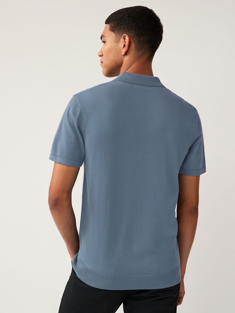 Schieferblau - Schmale Passform - Kurzärmeliges Poloshirt aus Strick mit hohem Baumwollanteil - Bild 2 von 7 Schieferblau - Schmale Passform - Kurzärmeliges Poloshirt aus Strick mit hohem Baumwollanteil - Bild 2 von 7