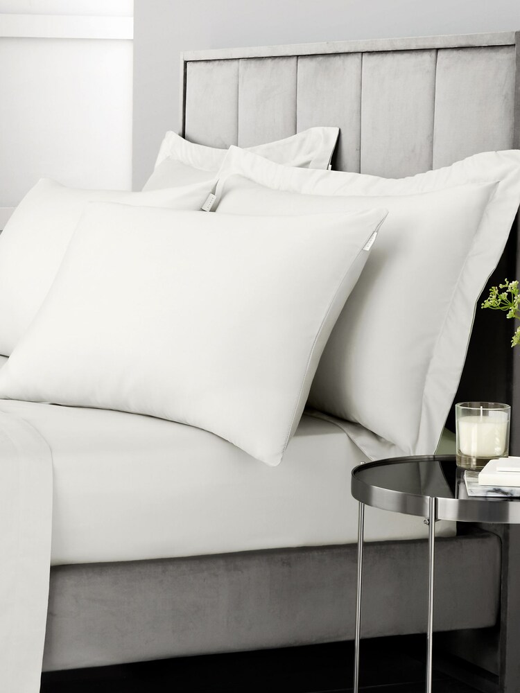 Bianca Cream 400 Thread Count 100% Cotton Sateen Pair Pillowcases - Image 2 of 4