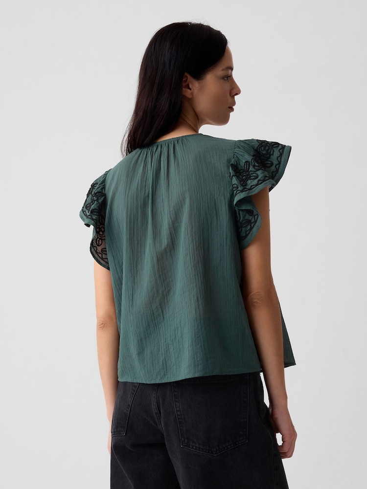Gap Green Crinkle Gauze Embroidered Cropped Shirt - Image 2 of 5 Gap Green Crinkle Gauze Embroidered Cropped Shirt - Image 2 of 5