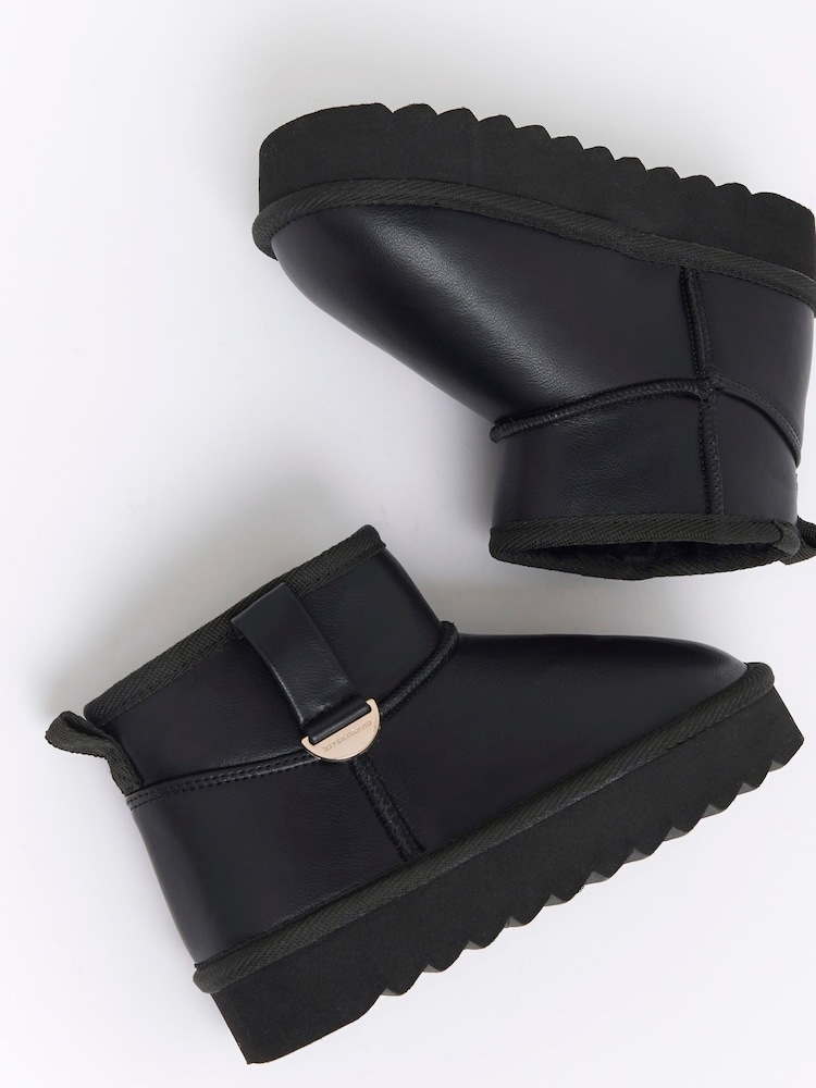 River Island Black Girls Faux Fur Lined Boots - Image 4 of 4