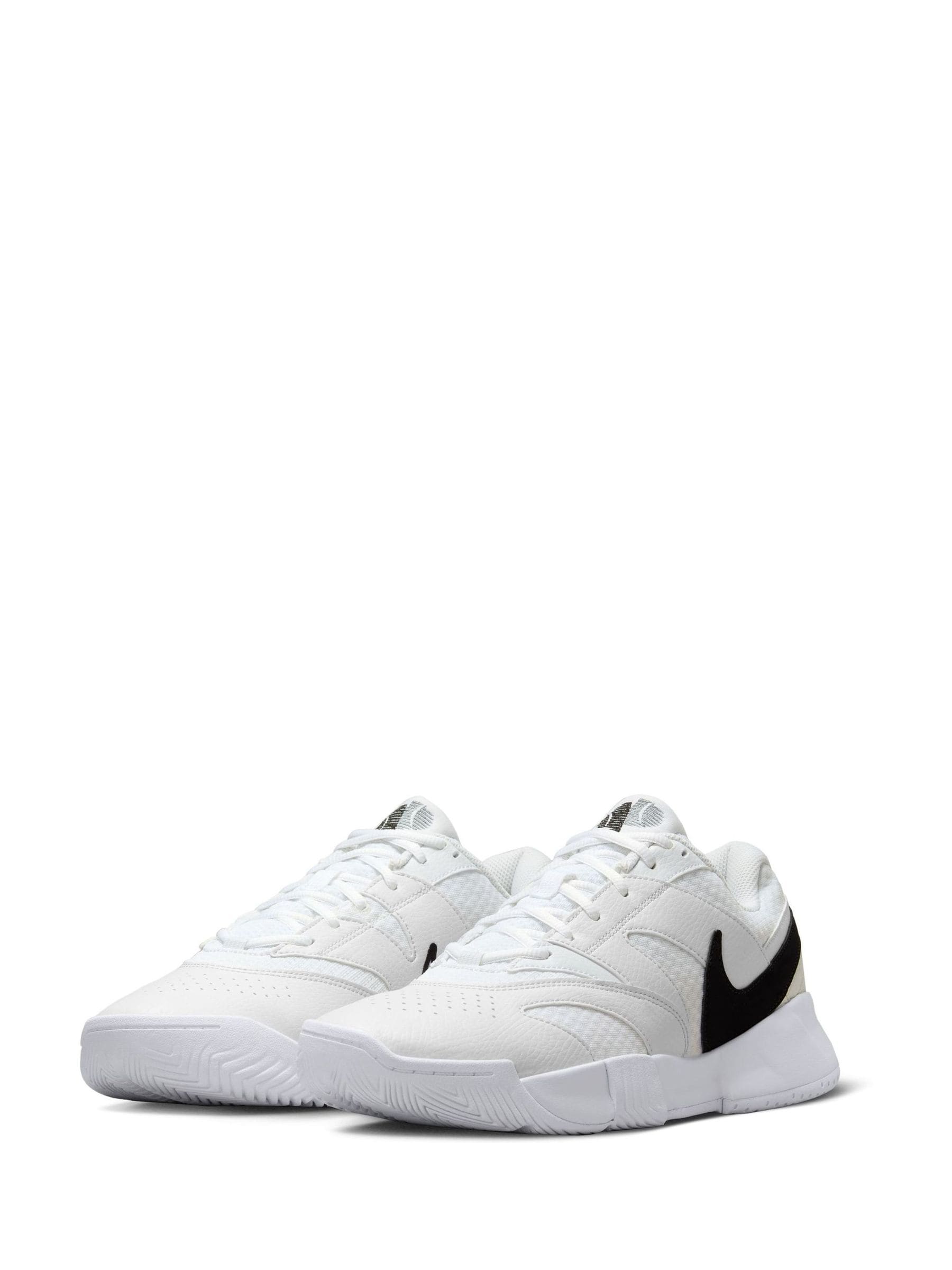 Next：日本 ホワイト - Nike Court Lite 4 テニスシューズ from Next Japan