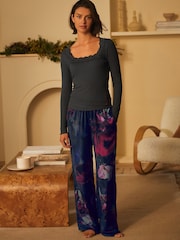 B by Ted Baker Charcoal Floral Print Jersey Rib Satin Pyjamas - Bild 1 von 12