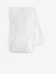 White Wiggle Trim 100% Cotton Table Cloth - Image 3 of 3