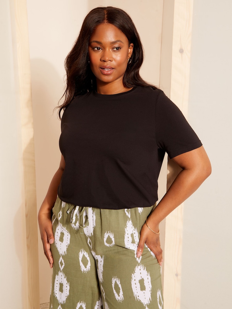 Curves Like These Black Crew Neck T-Shirt - Image 1 of 4 Curves Like These Black Crew Neck T-Shirt - Image 1 of 4