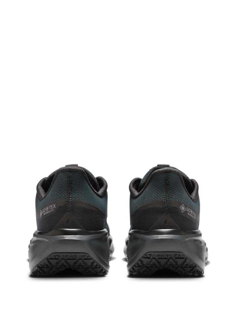 Nike Black Pegasus 41 GORE-TEX Road Running Trainers - Image 2 of 11
