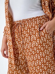 Roman Brown Geometric Print Crinkle Shorts - Image 5 of 5