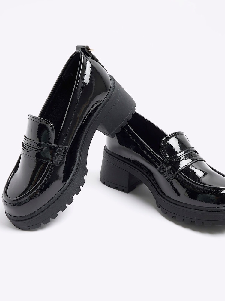 River Island Black Girls Scallop Trim Heeled Loafers - Image 4 of 4
