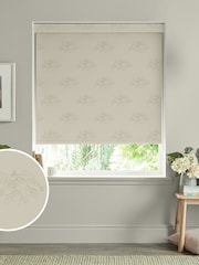 Sophie Allport Sage Green Vector Strawberry Made to Measure Roller Blinds - Image 1 of 6