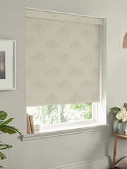 Sophie Allport Sage Green Vector Strawberry Made to Measure Roller Blinds - Image 2 of 6