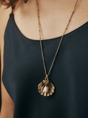 Rockett St George Gold Tone Shell and Pearl Necklace - Image 1 of 6