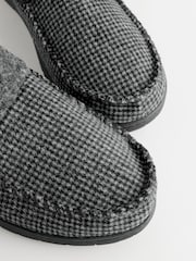 Grey Apron Mule Slippers - Image 5 of 6