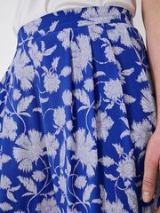 Crew Clothing Company Blue Wide Leg Print 100% Cotton Trousers - Image 3 of 4