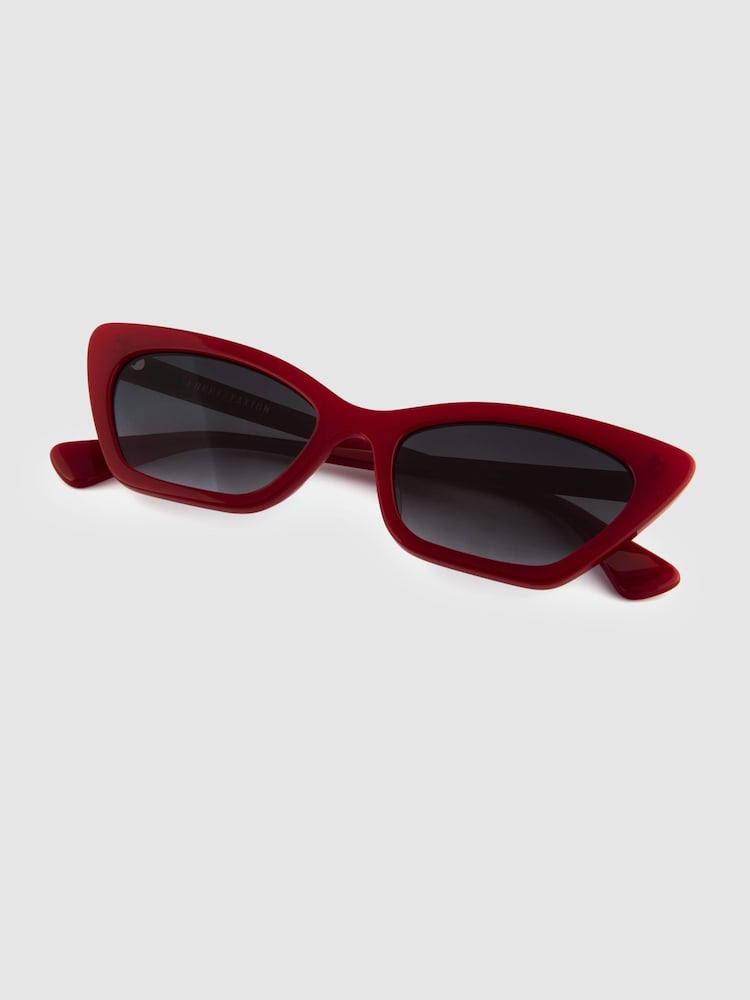 Curry and Paxton Cat Eye Sunglasses - Image 4 of 4 Curry and Paxton Cat Eye Sunglasses - Image 4 of 4