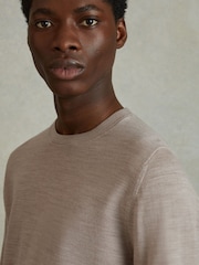 Reiss Wheat Melange Wessex Merino Wool Crew Neck Jumper - Image 4 of 6