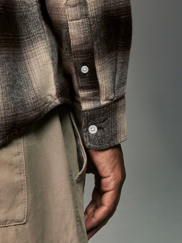שחור/לבן - Check Long Sleeve 100% Cotton Oxford Shirt - Image 7 of 10