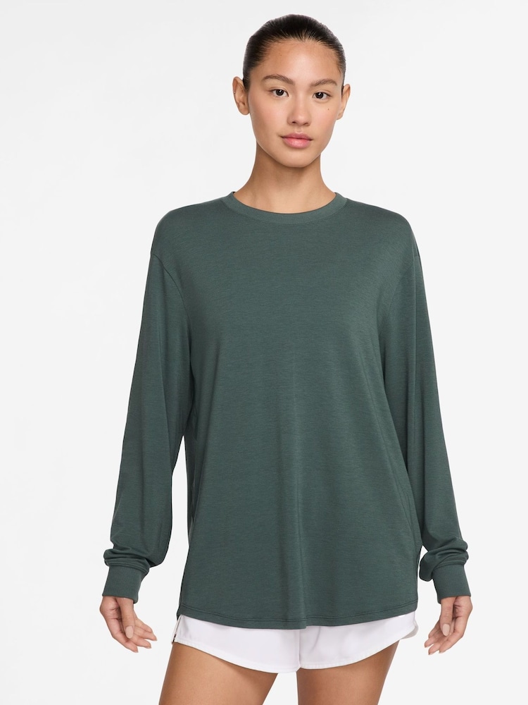 Nike Dark Green One Relaxed Dri-FIT Long-Sleeve Fitness Top - Image 1 of 3