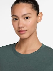 Nike Dark Green One Relaxed Dri-FIT Long-Sleeve Fitness Top - Image 2 of 3