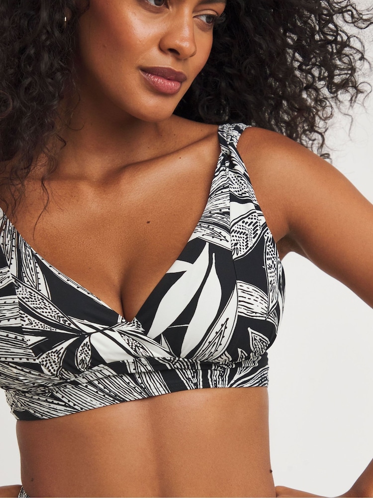 Simply Be Black Print Magisculpt Lose up to an Inch Bikini Top - Image 4 of 4