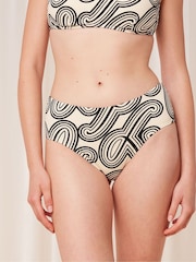 Flex Smart Summer Maxi Briefs - Image 1 of 5