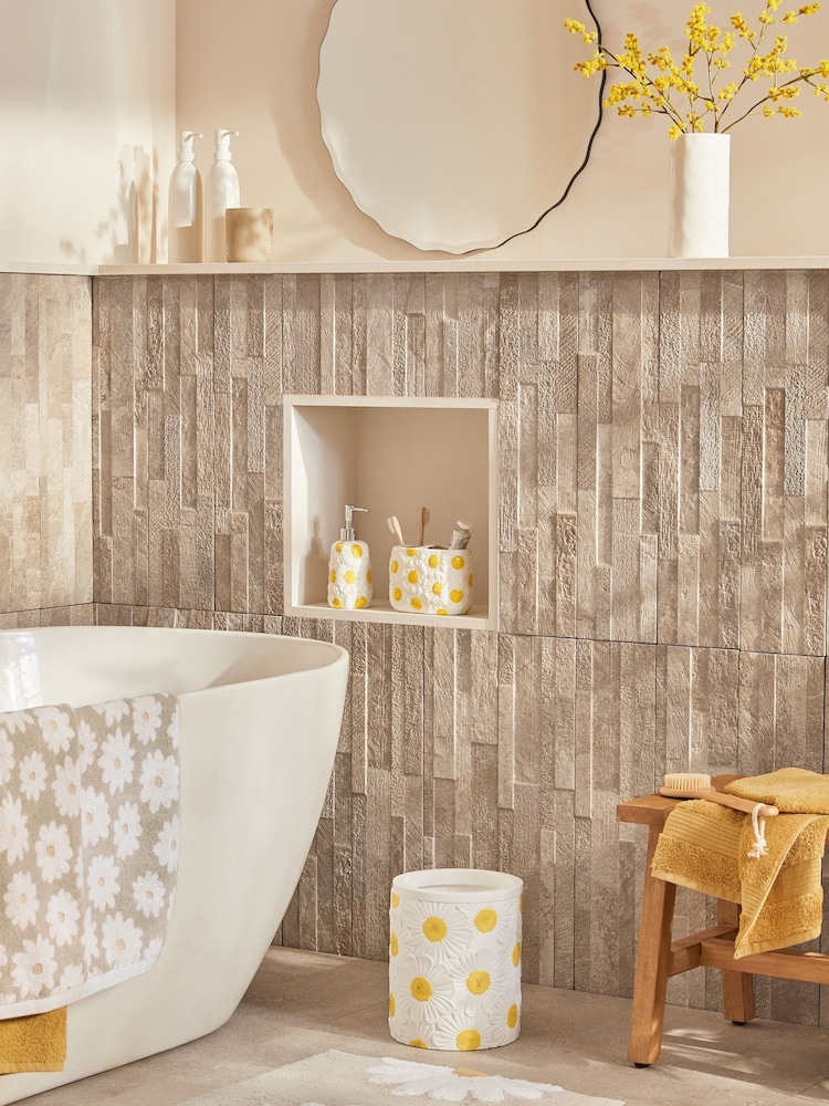 White Daisy Soap Dispenser - Image 2 of 5