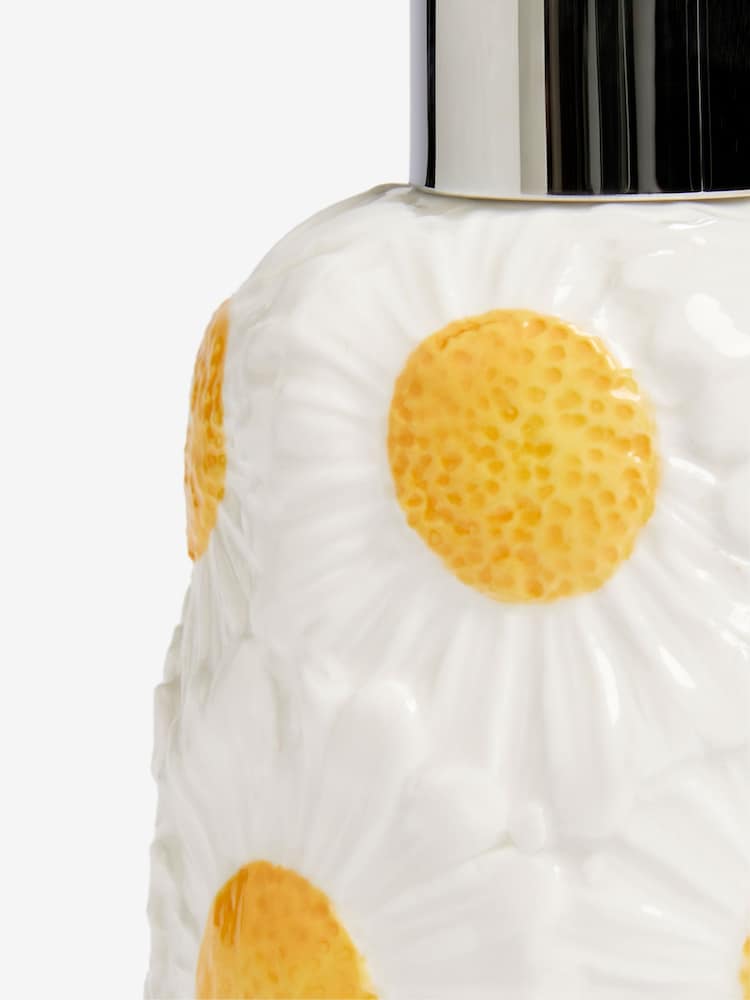 White Daisy Soap Dispenser - Image 5 of 5 White Daisy Soap Dispenser - Image 5 of 5
