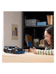Lego Technic Porsche GT4 ePerformance Race Car - Image 3 of 8