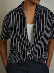 Reiss Navy/White Neptune Ribbed Striped Cuban Collar Shirt - Image 4 of 5