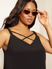 Curves Like These Trägertop mit V-Ausschnitt und überkreuztem Design auf der Vorderseite - Bild 2 von 4