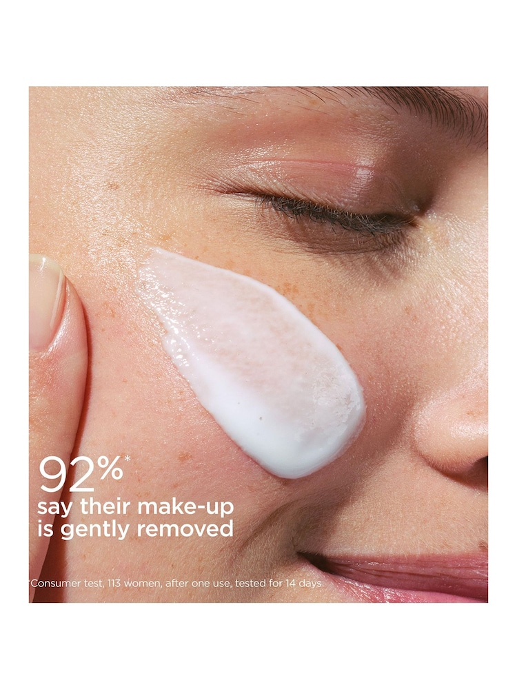 Clarins Velvet Cleansing Milk 200ml - Image 5 of 5