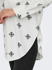 ONLY White Oversized Embroidered Print Shirt - Image 5 of 8