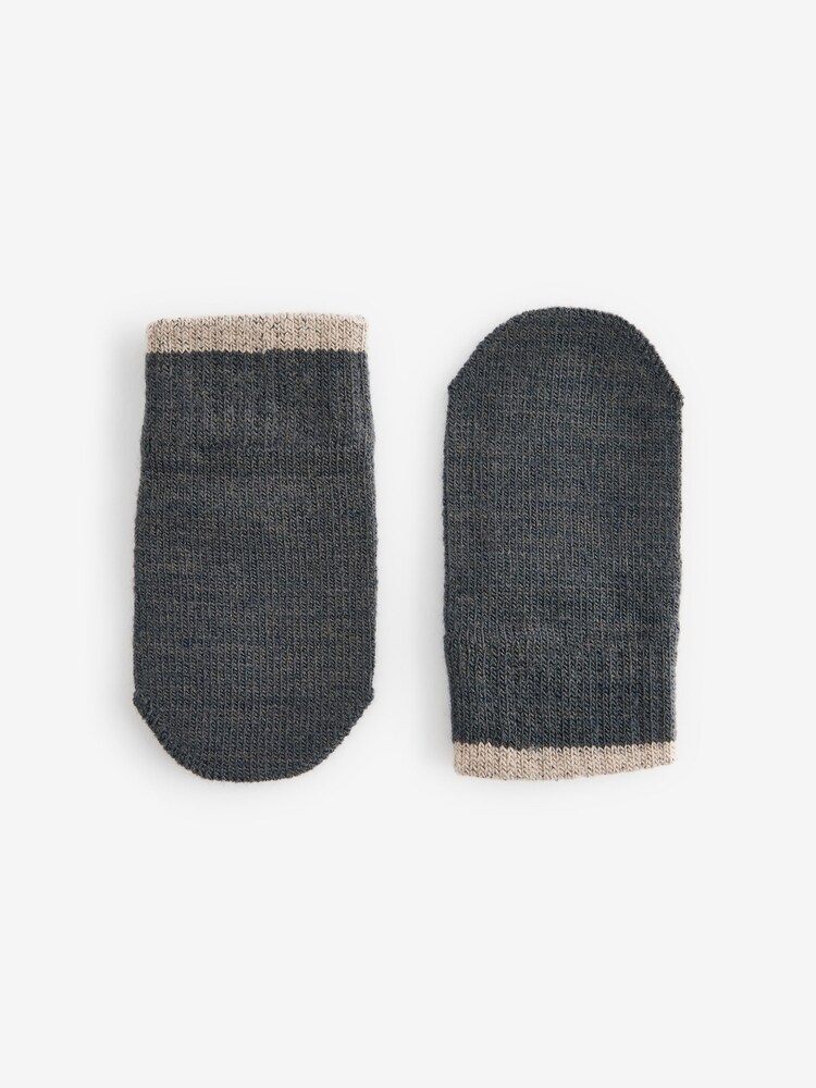 Neutral 3 Pair Magic Mittens Set (3mths-6yrs) - Image 4 of 4 Neutral 3 Pair Magic Mittens Set (3mths-6yrs) - Image 4 of 4