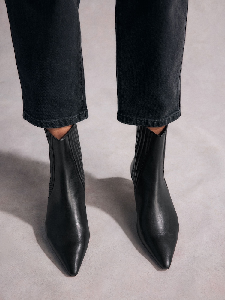 Black Tabitha Simmons Kitten Heel Elvina Leather Ankle Boots - Image 5 of 10