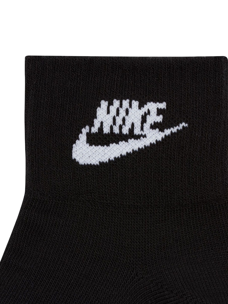 Nike Black Everyday Essential Ankle 100% Cotton Socks 3 Pack - Image 4 of 4 Nike Black Everyday Essential Ankle 100% Cotton Socks 3 Pack - Image 4 of 4