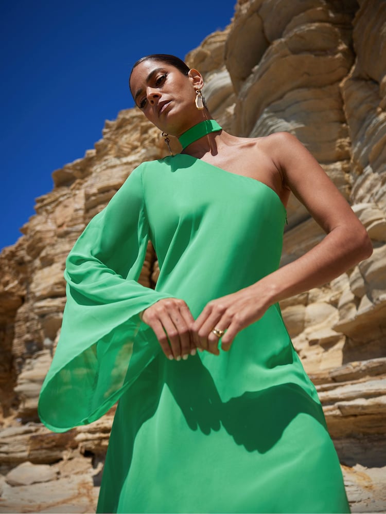 Ro&Zo Green Oona Chiffon One Shoulder Maxi Dress - Image 2 of 9 Ro&Zo Green Oona Chiffon One Shoulder Maxi Dress - Image 2 of 9