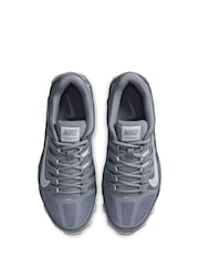 Nike Grey Reax 8 TR Gym Trainers - Image 5 of 8