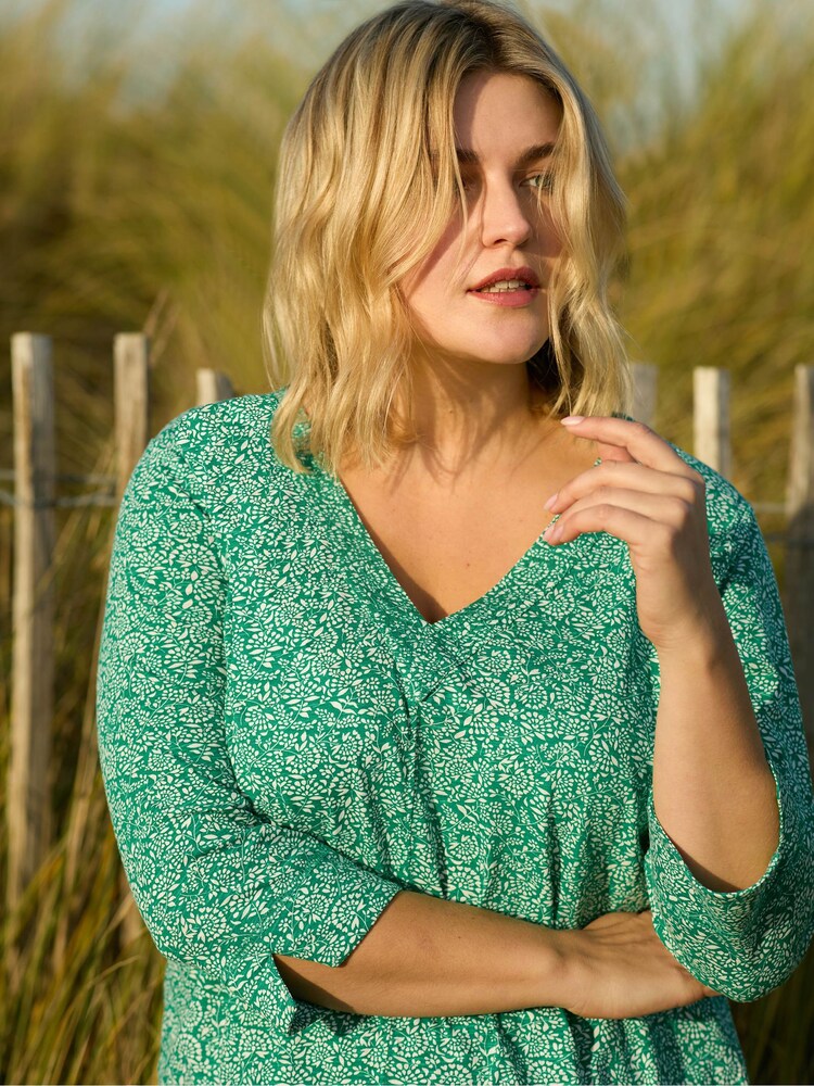 Live Unlimited Green Curve Ditsy Leaf Print Cotton Slub Relaxed Tunic - Image 2 of 11