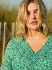 Live Unlimited Green Curve Ditsy Leaf Print Cotton Slub Relaxed Tunic - Image 3 of 11