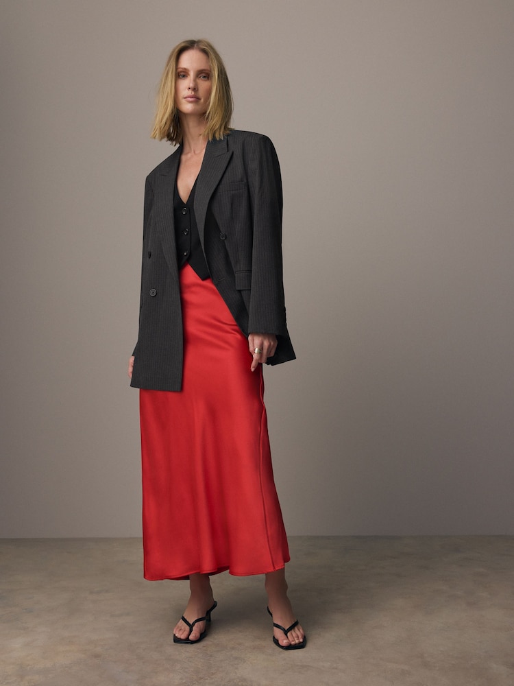 Rot - Satin-Midirock - Bild 1 von 1 Rot - Satin-Midirock - Bild 1 von 1