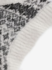 Grey White Patterned Sleeveless Crew Neck Knitted Tank Vest Jumper Top - Image 8 of 8