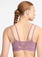 Flieder-Violett - Nike Zenvy Wattierter Sport-BH mit Trägern und leichtem Halt - Bild 2 von 3