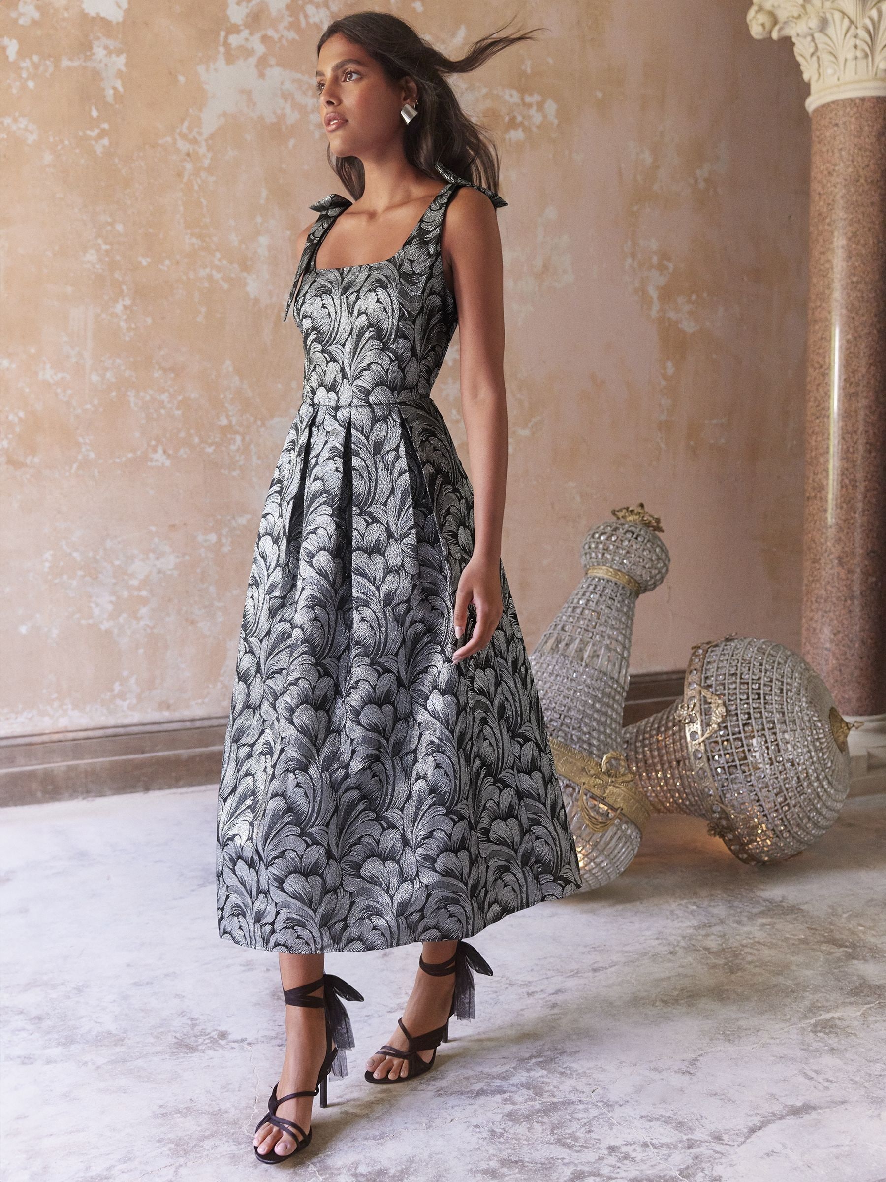 スーパーコピー 激安 - ブランドコピー代引き高品質専門店 Feather Silver Roses & Love Buy Jacquard Midi Structured Mサイズ