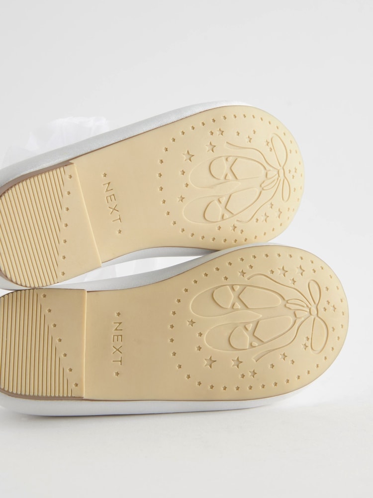 White Wide Fit (G) Mary Jane Bridesmaid Bow Occasion Shoes - Image 5 of 5