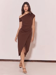 Brun - Lipsy Off The Shoulder Samlet talje Midi Kjole - Billede 1 af 5