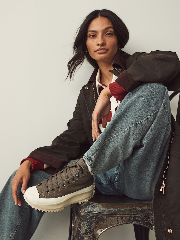 Converse Brown Leather Run Star Hike Trainers - Image 2 of 11